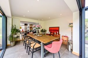 Garden Room - click for photo gallery